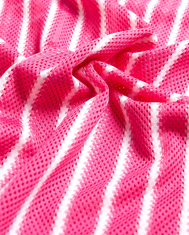 Bærekraft: innovativ praksis i produksjon og bruk av strikkede stoffer