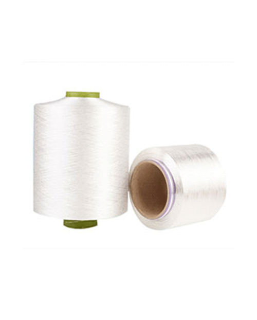 Hvordan påvirker teksturen til DTY-garn følelsen og draperingen til det ferdige produktet?